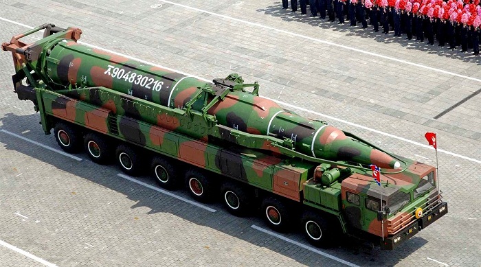 U.S. warns North Korea of `overwhelming` response if nuclear arms used 